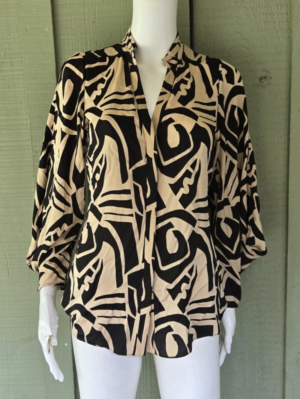 DIANE VON FURSTENBERG Karia Beige Black Silk Blouse Top 4